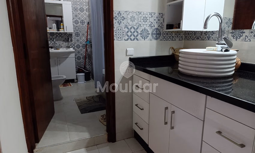 فيلا للشراء مع تراس