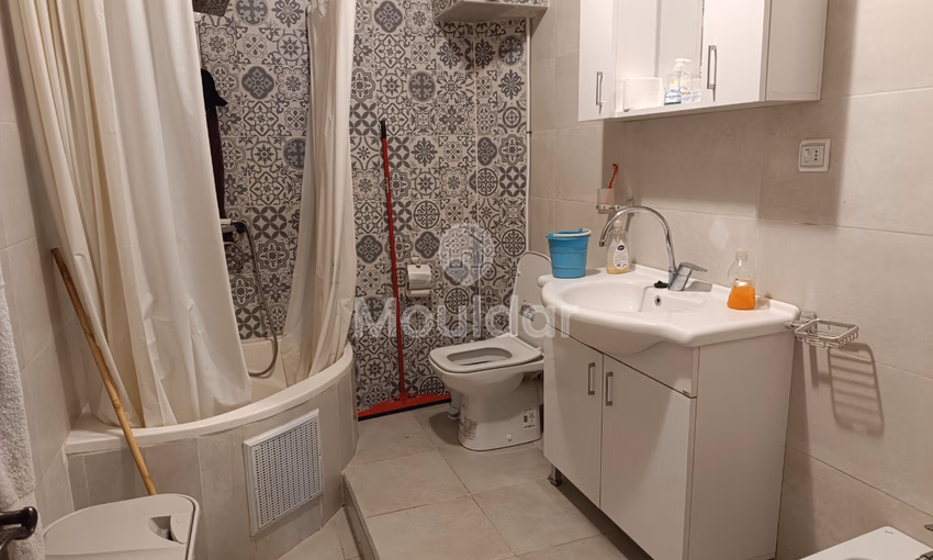 فيلا للشراء مع تراس