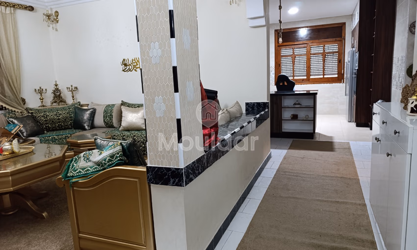 فيلا للشراء مع تراس