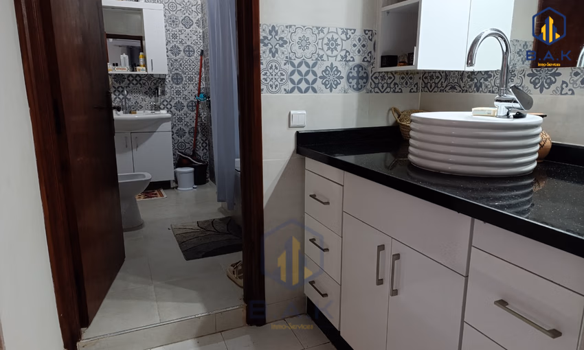 Villa for buy with terrace