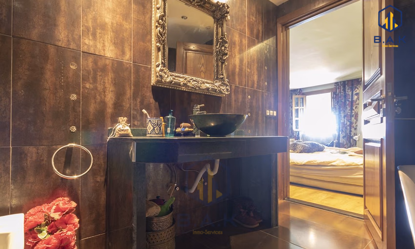 شقة للشراء مع شرفة في الطابق الخامس