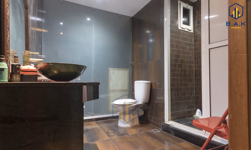 شقة للشراء مع شرفة في الطابق الخامس