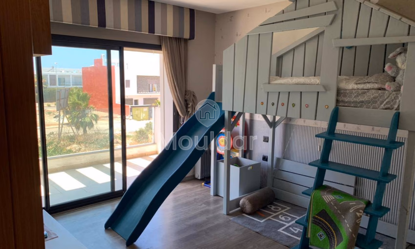 Villa en venta con piscina