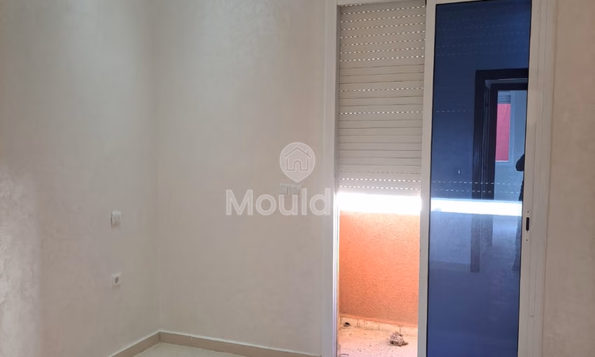 منزل جديد للشراء مع تراس منزل جديد للشراء مع تراس