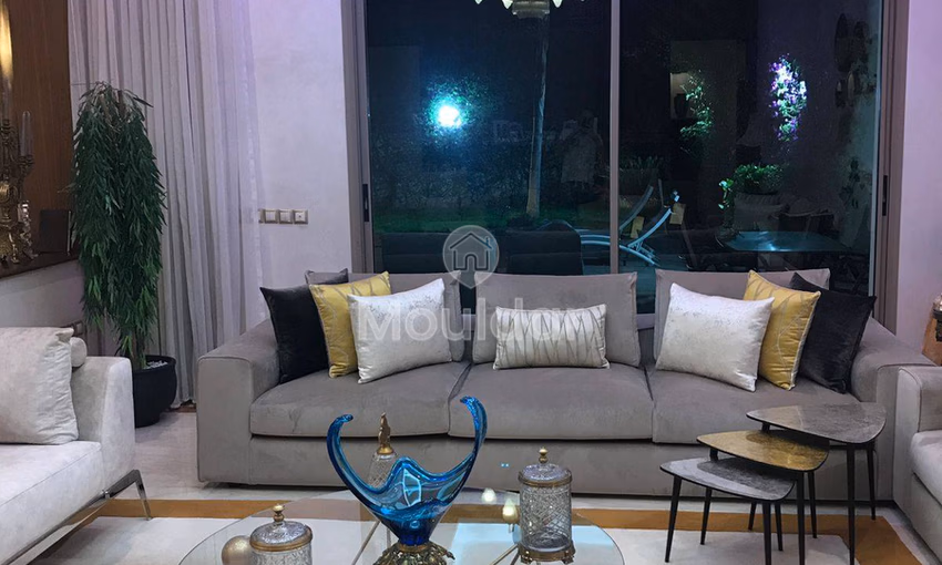 فيلا فاخرة للبيع في مراكش - 4 غرف نوم واسعة
