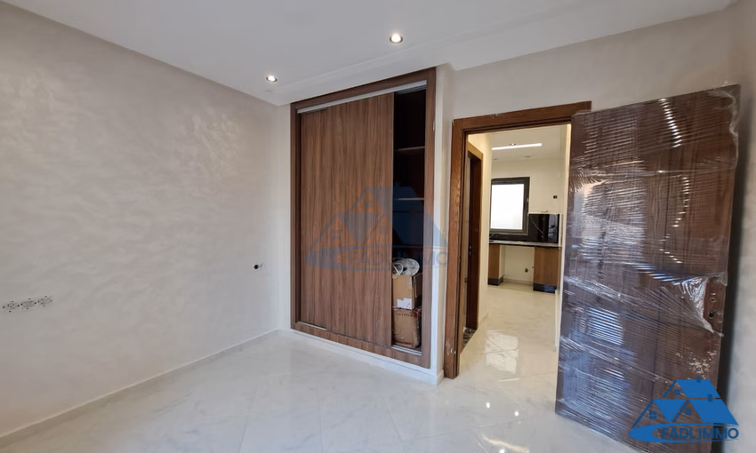 New apartment for buy on the first floor