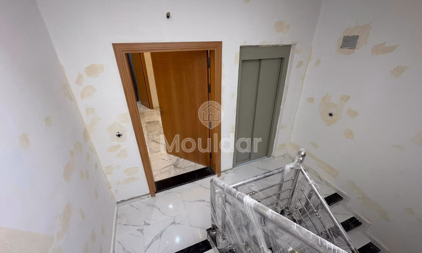 Appartement à vendre, 3 chambres, 166 m² Appartement à vendre, 3 chambres, 166 m²