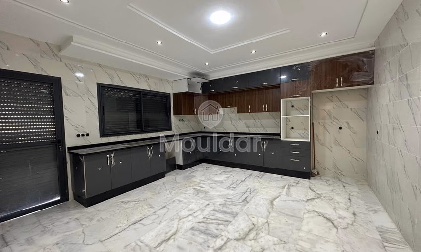 Appartement à vendre, 3 chambres, 166 m² Appartement à vendre, 3 chambres, 166 m²