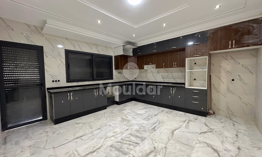 Appartement à vendre, 3 chambres, 166 m² Appartement à vendre, 3 chambres, 166 m²