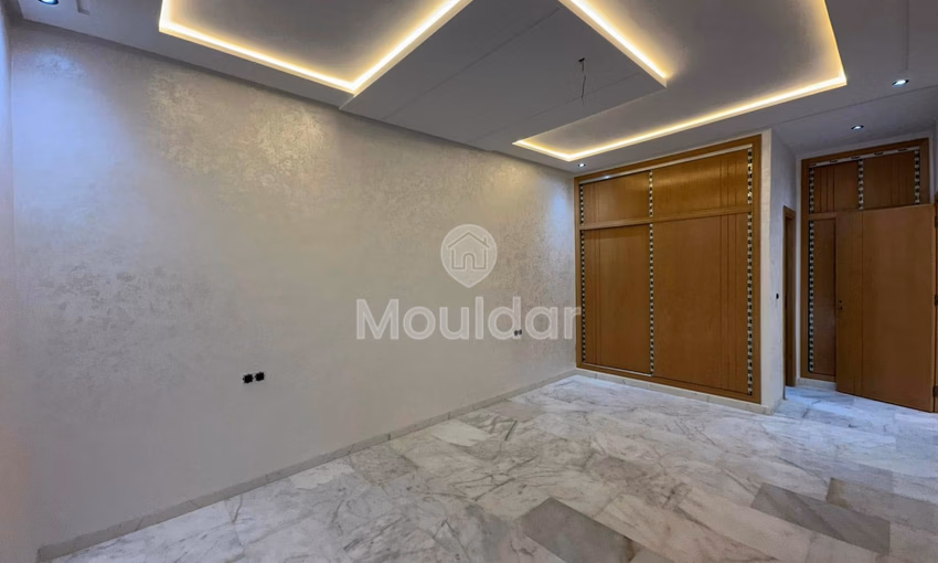 Appartement à vendre, 3 chambres, 166 m² Appartement à vendre, 3 chambres, 166 m²