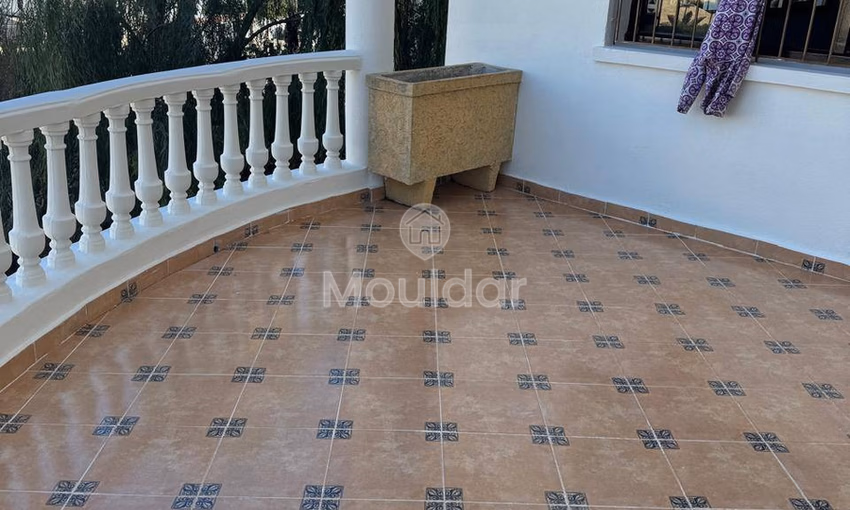 Apartment for rent with terrace