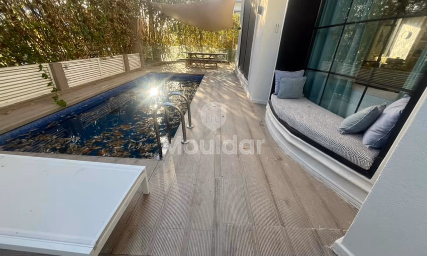 Villa à louer à Dar Bouazza - 3 chambres, 300m²