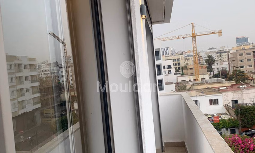 Apartamento luminoso en alquiler en el barrio Palmier