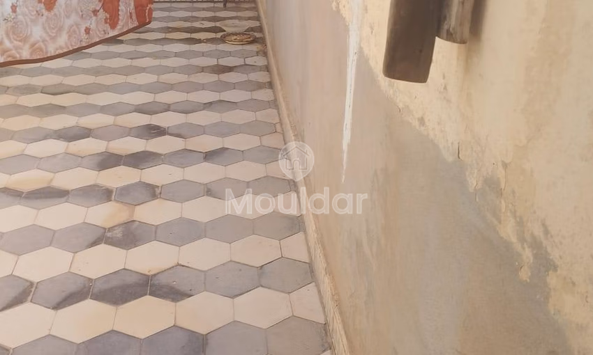 رياض جميل للبيع في مراكش: 5 غرف واسعة رياض جميل للبيع في مراكش: 5 غرف واسعة