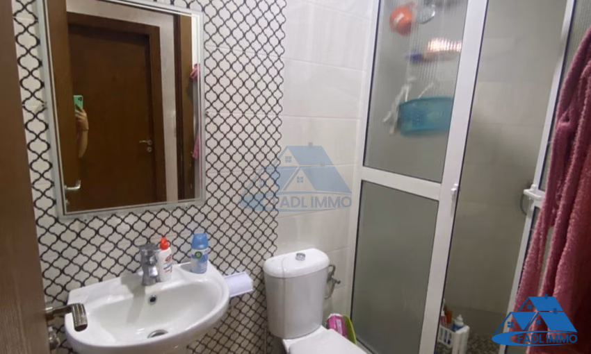 Appartement à louer avec balcon au premier étage