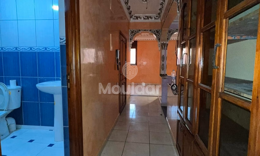 Appartement à louer au deuxième étage