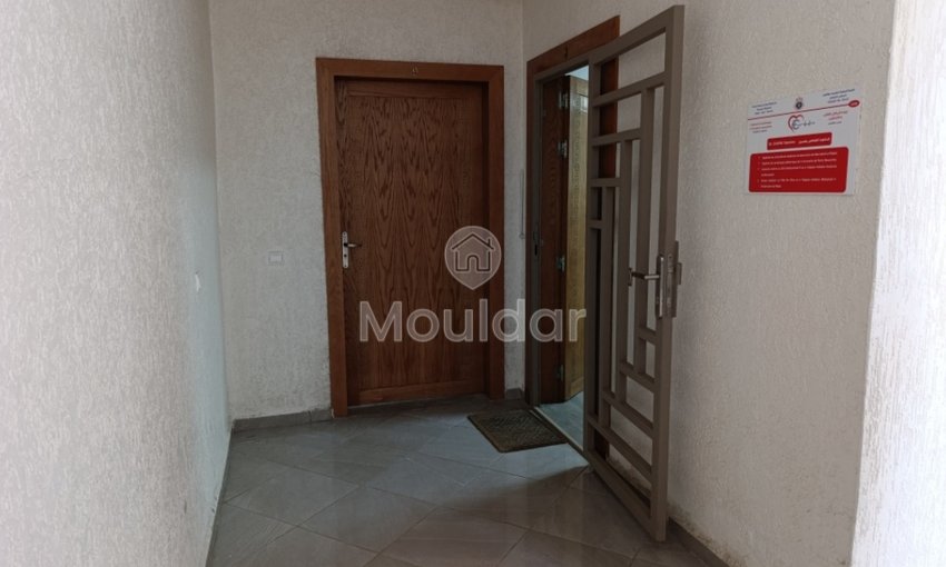 مكتب للإيجار بمساحة 87م²، غرفة واحدة، مركز القنيطرة، الطابق الأول. - view 7