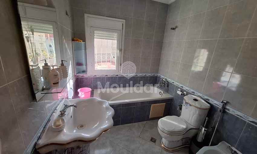 Maison spacieuse à vendre à Tanger - Drissia, 7 chambres