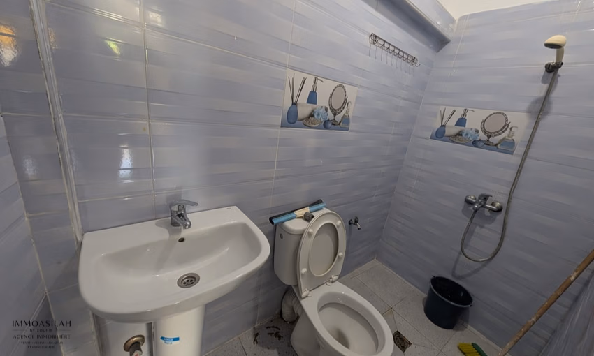 منزل للإيجار مع تراس منزل للإيجار مع تراس