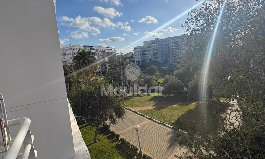 Apartamento espacioso en Tánger en residencia segura Apartamento espacioso en Tánger en residencia segura