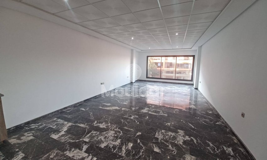 مكتب للإيجار في مراكش جليز - مساحة حديثة تبلغ 47م² - view 2