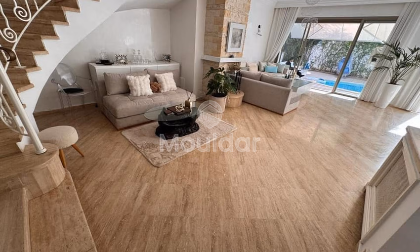 Villa spacieuse à vendre à Aïn Borja, Casablanca, 4 chambres. Villa spacieuse à vendre à Aïn Borja, Casablanca, 4 chambres.