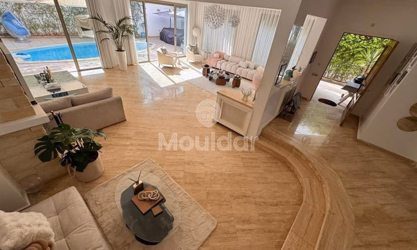 Villa spacieuse à vendre à Aïn Borja, Casablanca, 4 chambres. Villa spacieuse à vendre à Aïn Borja, Casablanca, 4 chambres.