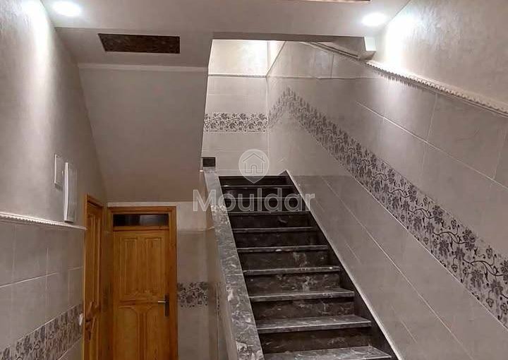 منزل للبيع في مراكش: 5 غرف نوم، راحة ومساحة - view 3