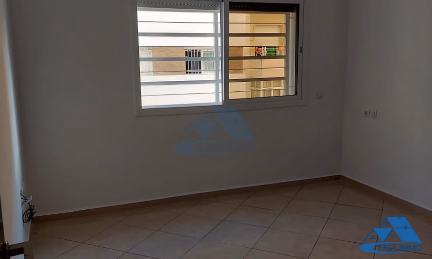 شقة أنيقة للإيجار واجهة بميموزا القنيطرة شقة أنيقة للإيجار واجهة بميموزا القنيطرة