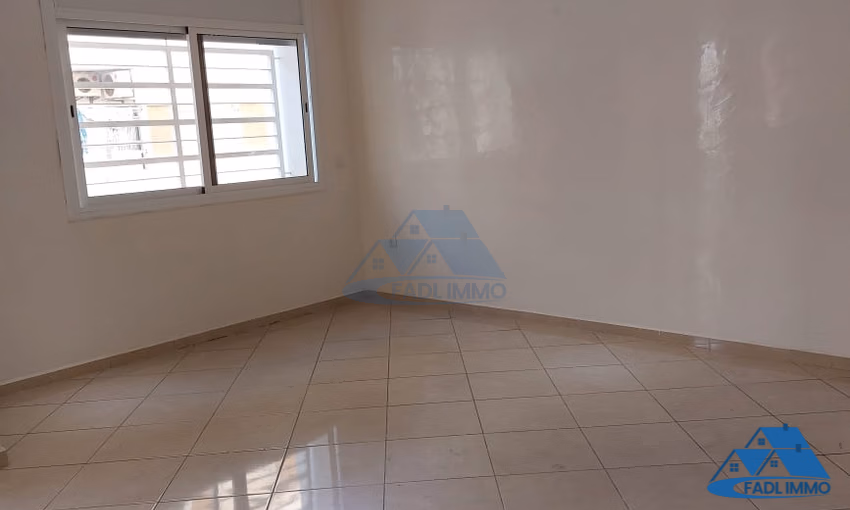 شقة أنيقة للإيجار واجهة بميموزا القنيطرة شقة أنيقة للإيجار واجهة بميموزا القنيطرة