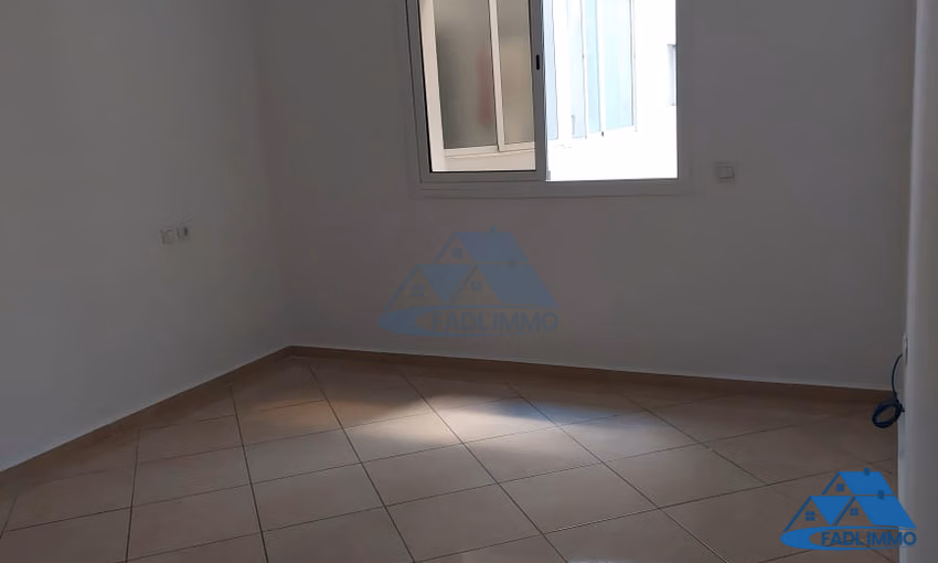 شقة أنيقة للإيجار واجهة بميموزا القنيطرة شقة أنيقة للإيجار واجهة بميموزا القنيطرة