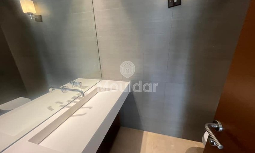 شقة للإيجار في عين دياب، الدار البيضاء - 3 غرف نوم، 220 متر مربع - view 12