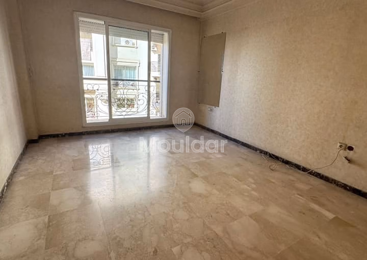 Amplio apartamento de 5 habitaciones en venta en Maarif, Casablanca 254m²