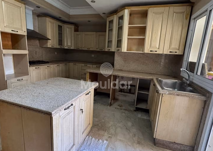 Amplio apartamento de 5 habitaciones en venta en Maarif, Casablanca 254m²