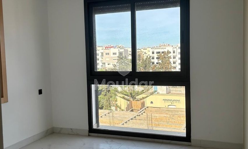 Neues Studio mit Balkon im Viertel der Krankenhäuser - view 2