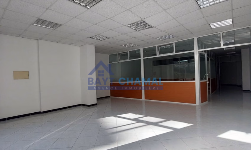 محل تجاري للإيجار في طنجة