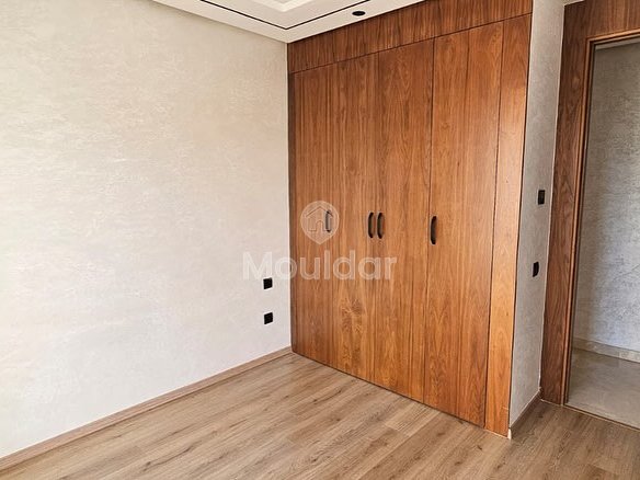 Appartement lumineux avec terrasse à louer aux Princesses  - view 5