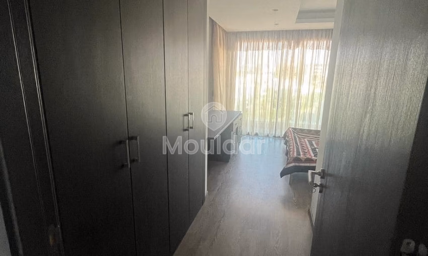 Studio à louer à Aïn Diab, Casablanca - 70m², 1 chambre. Studio à louer à Aïn Diab, Casablanca - 70m², 1 chambre.