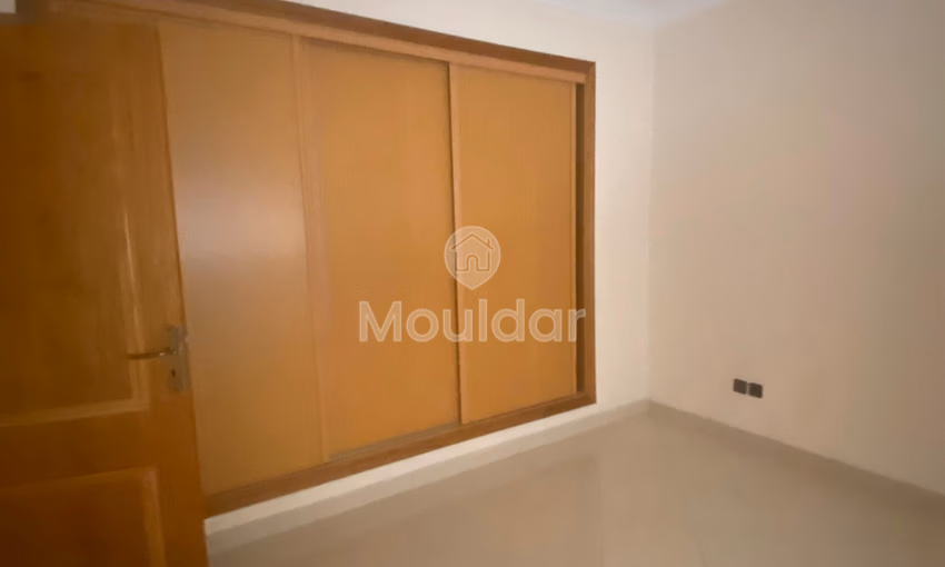 Oficina de 215m² en alquiler en Tánger - 3 habitaciones