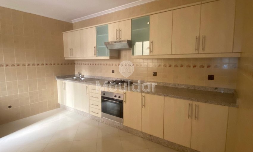 مكتب بمساحة 215م² للإيجار في طنجة - 3 غرف - view 13