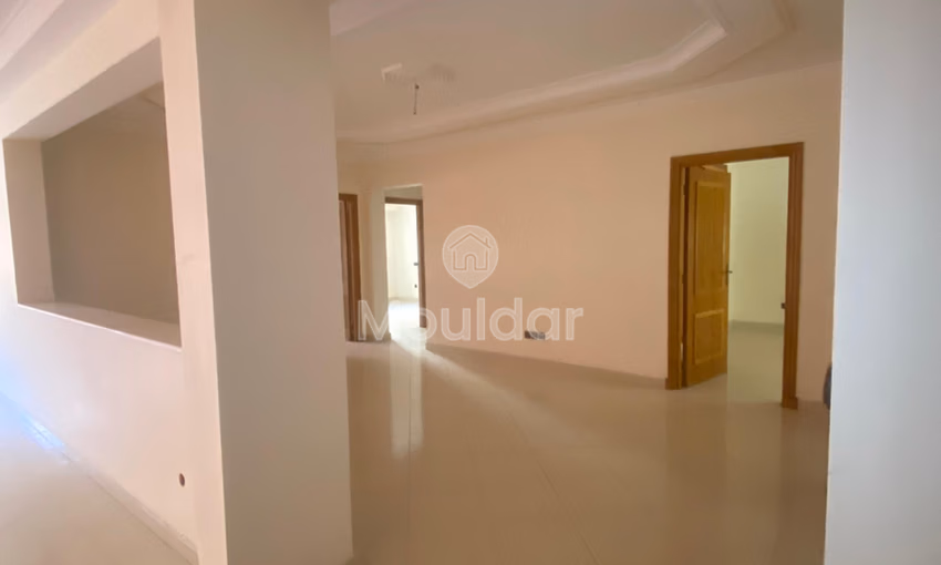 Oficina de 215m² en alquiler en Tánger - 3 habitaciones