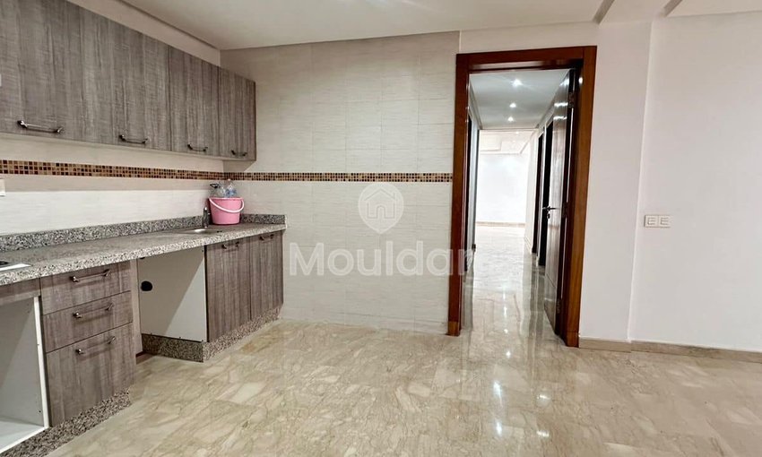 Elementary title - view 8