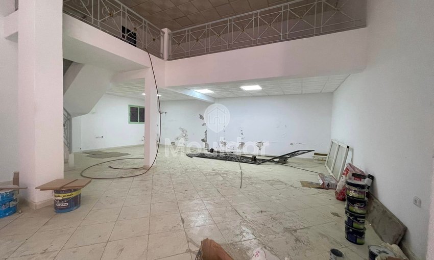 مبنى تجاري للبيع في مراكش - 138 م² من الفرص - view 4