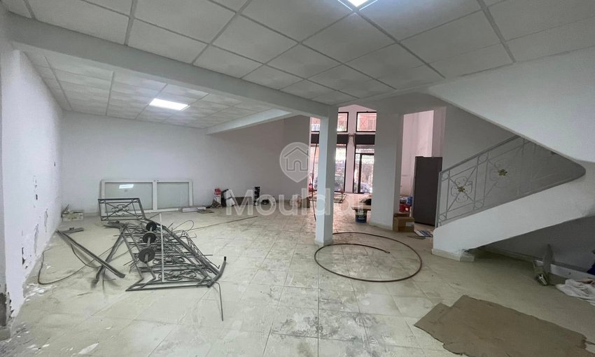 مبنى تجاري للبيع في مراكش - 138 م² من الفرص - view 2