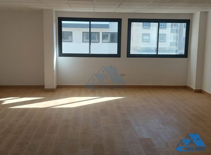 إيجار مكتبيْن جديدين 60 م2 شارع الحداد كينيترا - view 4