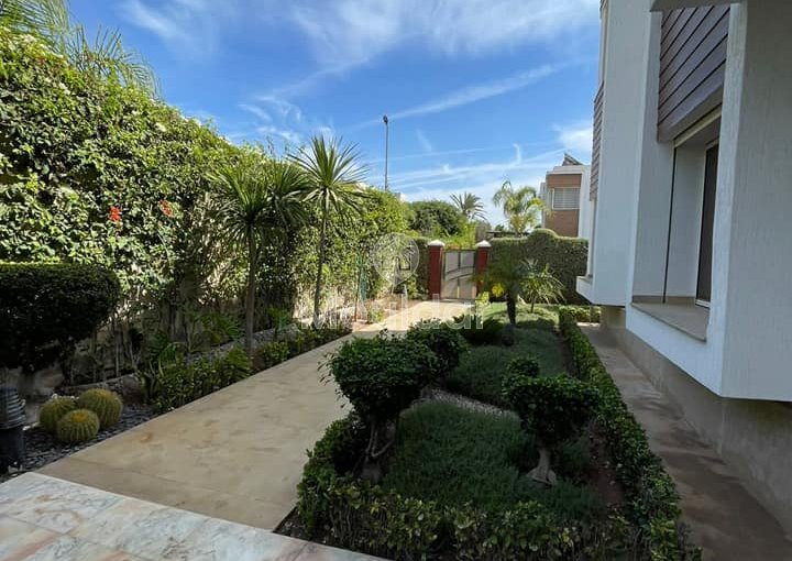 فيلا واسعة للبيع في بوسكورة، 4 غرف نوم، 1390 م² - view 14