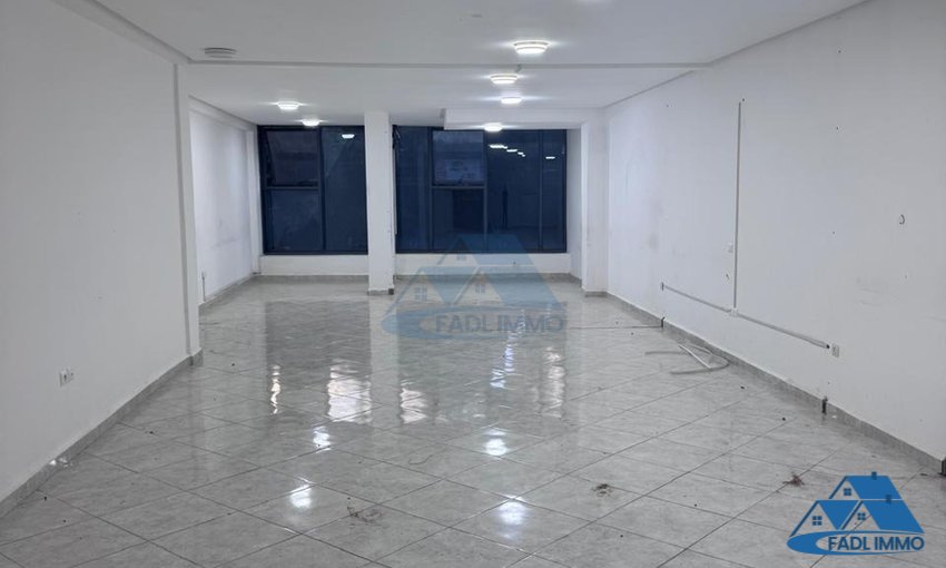إيجار مكتب جديد في حي فالي فليوري - القنيطرة