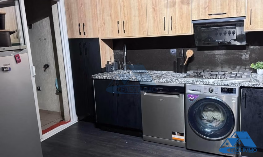 بيع شقة في القنيطرة شارع محمد الخامس بيع شقة في القنيطرة شارع محمد الخامس