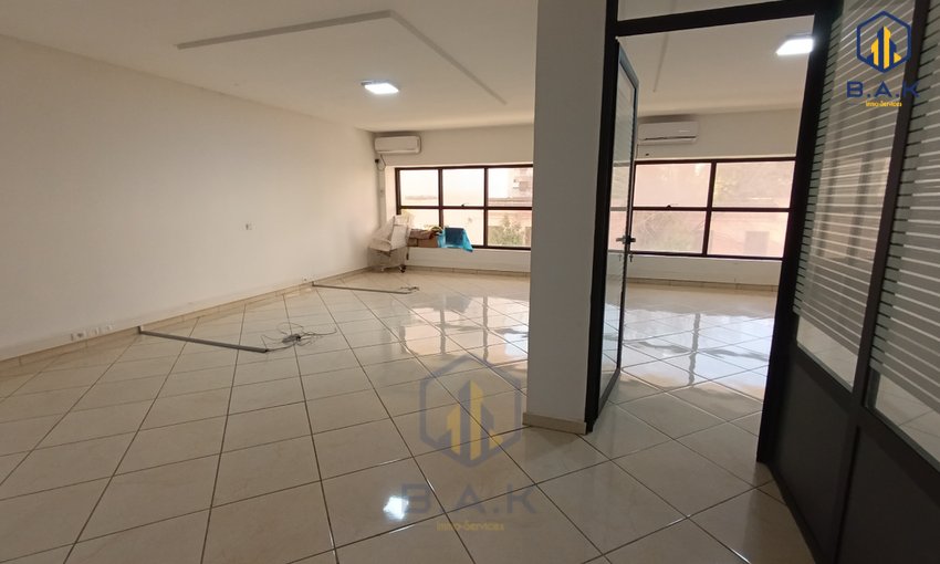 plateau bureau à louer centre ville - view 4