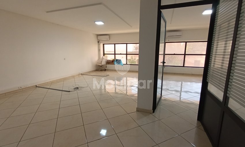 Bureau à Louer : Espace Moderne et Confort à Kenitra - view 4